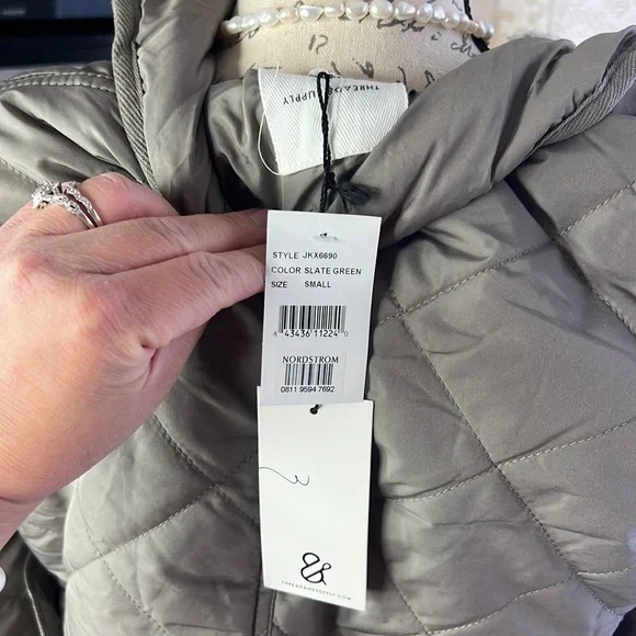 Jacket - Picture 6 of 6